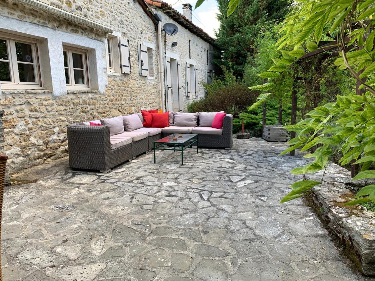 Uniquely Private Holiday Villa In The Charente Puyreaux Екстериор снимка