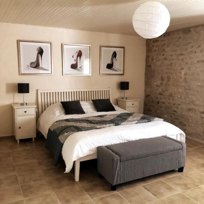 Uniquely Private Holiday Villa In The Charente Puyreaux Екстериор снимка