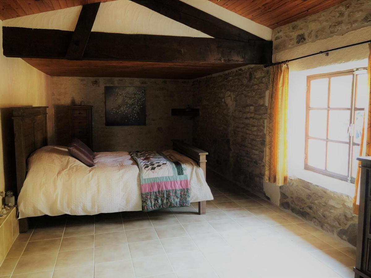 Uniquely Private Holiday Villa In The Charente Puyreaux Екстериор снимка