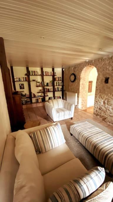 Uniquely Private Holiday Villa In The Charente Puyreaux Екстериор снимка